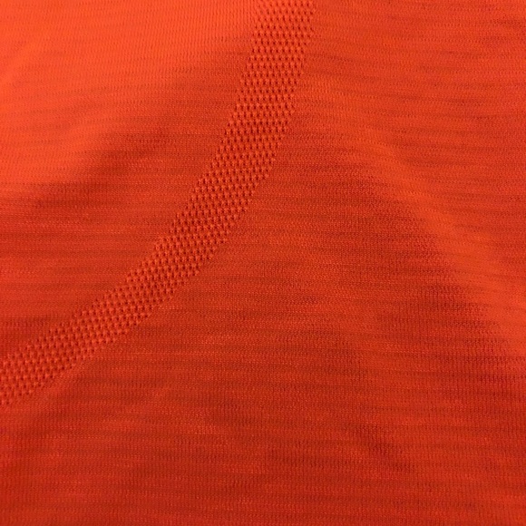 lululemon swiftly tech racer back tank 2.0 RARE COLOR!!!!! - Picture 6 of 7